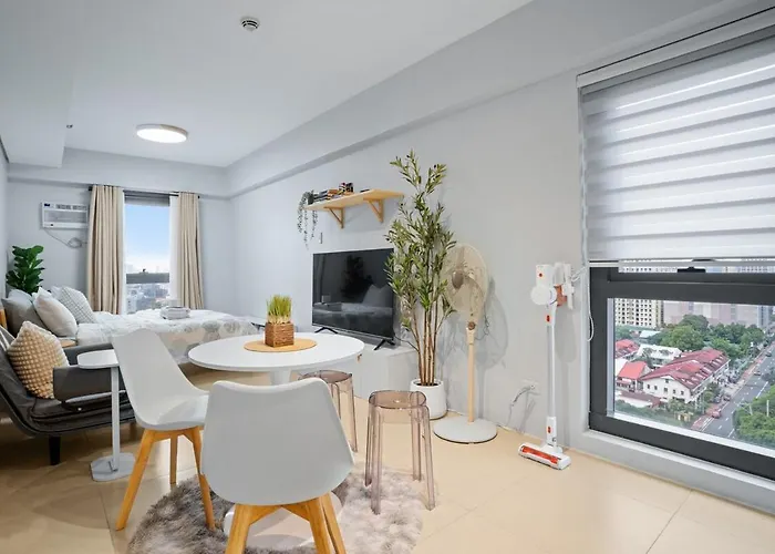 Light & Airy Scandinavian Free Pool Access Apartamento